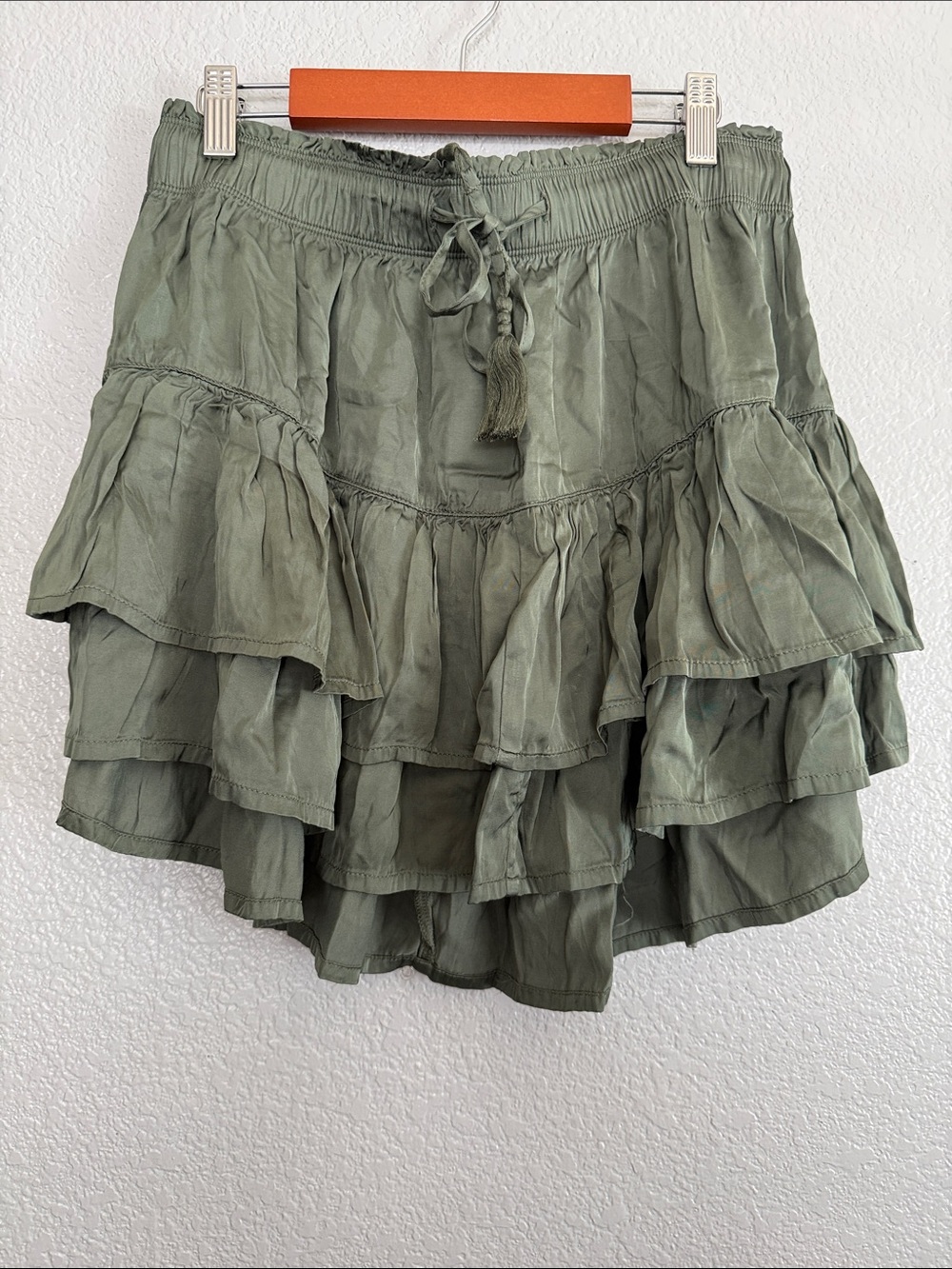 aerie Olive Green Tiered Ruffle Skirt with Elastic Waist
